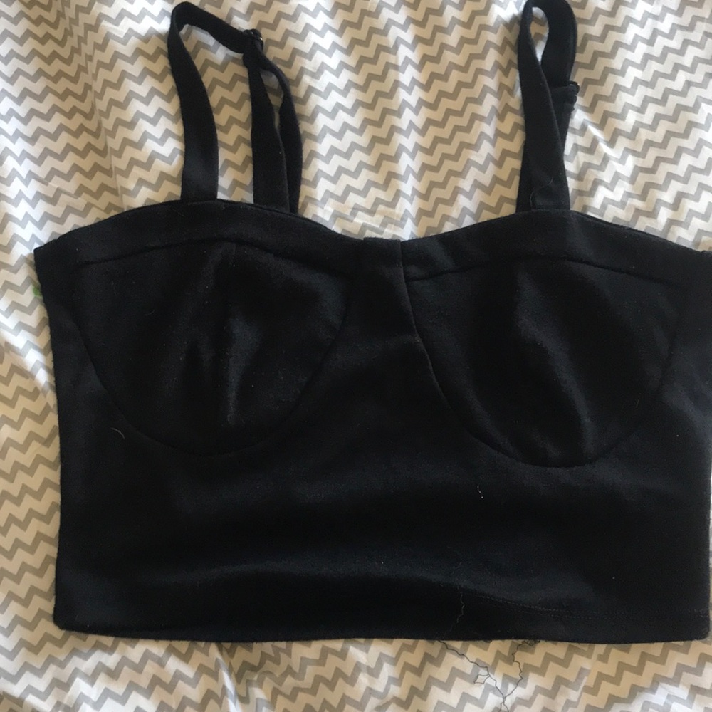 Women’s black middrift tank size L